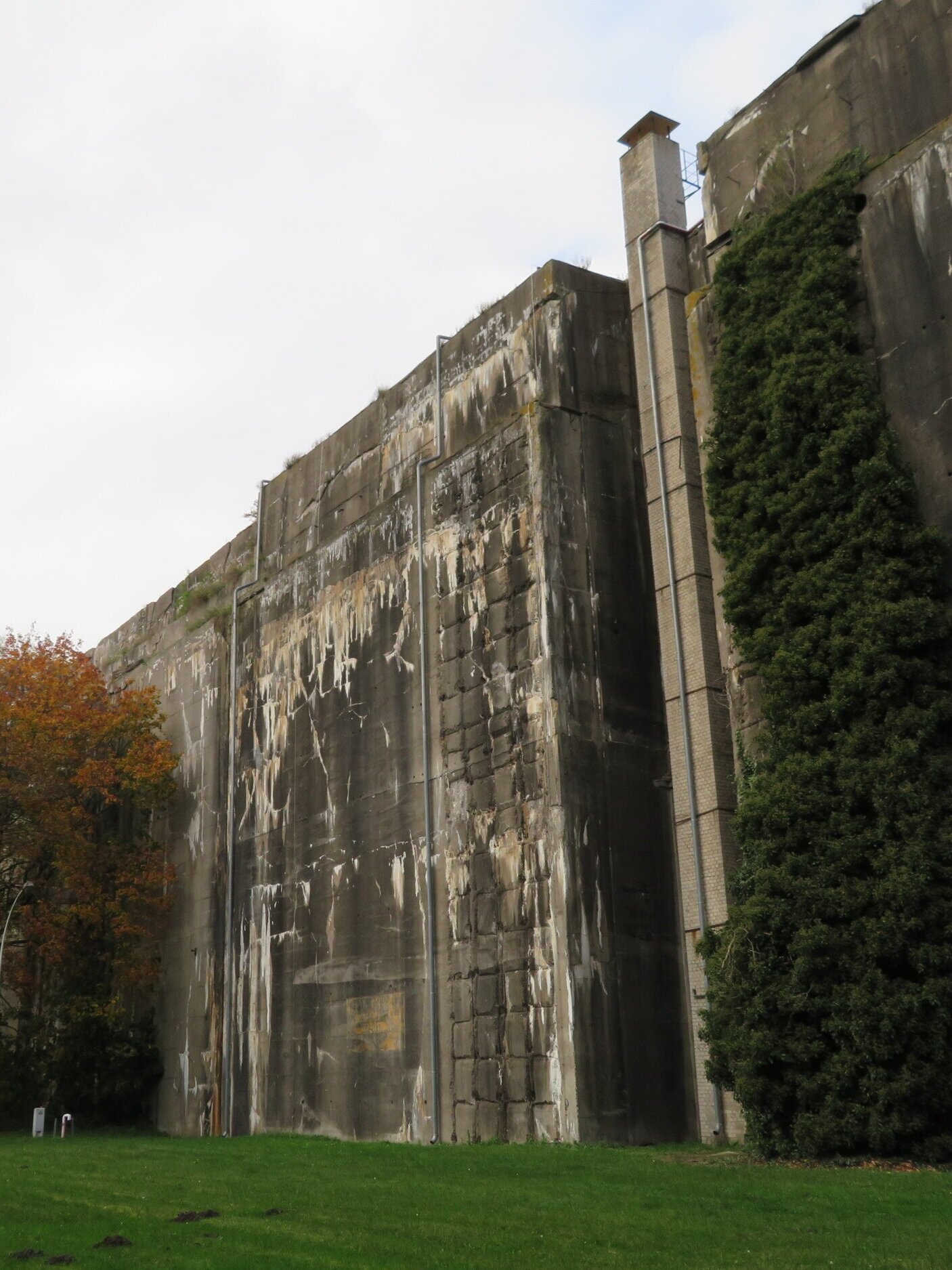 Explore Bremen: Denkort Bunker Valentine