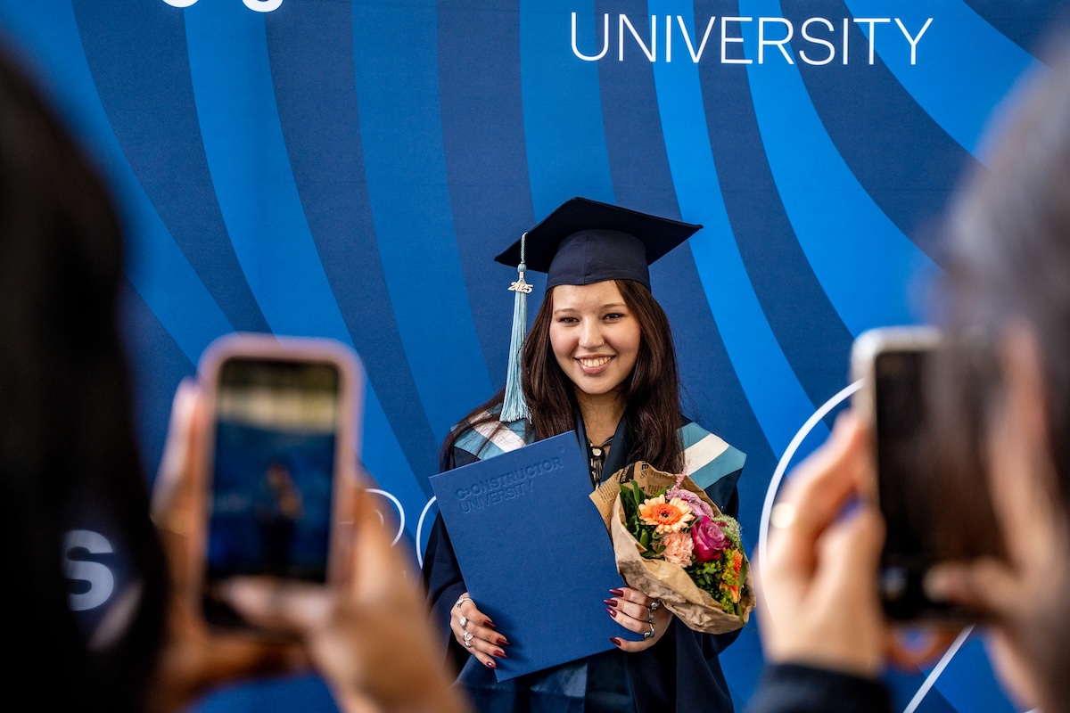 Graduation 4 - 2025