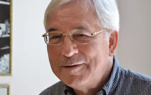 Gerd-Volker Roeschenthaler