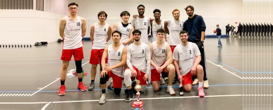 Das Team der Constructor University gewann den erstmals ausgerichteten UNI-BALL-CUP. (Quelle: Constructor University) 