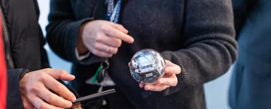 Holding the future in the palm of their hands: students explore Constructor University's robotics lab at MINT-Tag 2025 (source: Constructor University