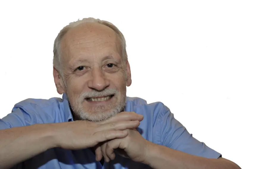 Physics Professor Dr. Nicolas Gisin wins 2023 Micius Prize for Quantum Physics