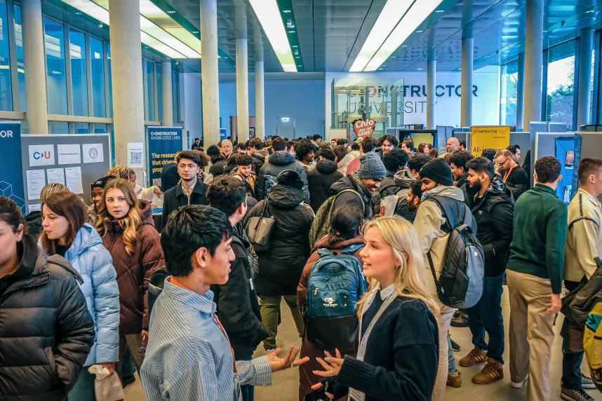 Constructor University students interact with companies, NGOs, alumni and others at Career Days 2026.