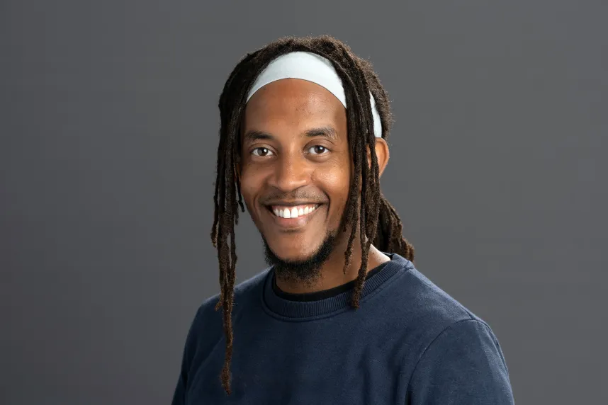 Class of 2008 alum Dr. Binyam Mogessie is an award-winning scientist and Professor of Molecular, Cellular and Developmental Biology, and Obstetrics, Gynecology, and Reproductive Sciences at Yale University.