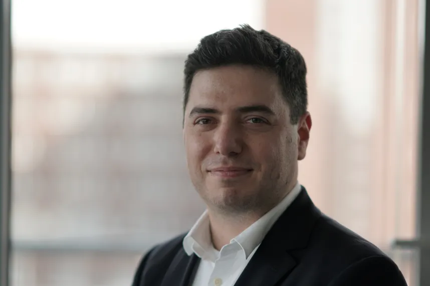 Constructor University Professor Lennart Ante’s latest published research explores the growing impact of AI on the modern dating world.