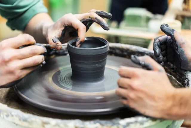 2025_Pottery-Club Image